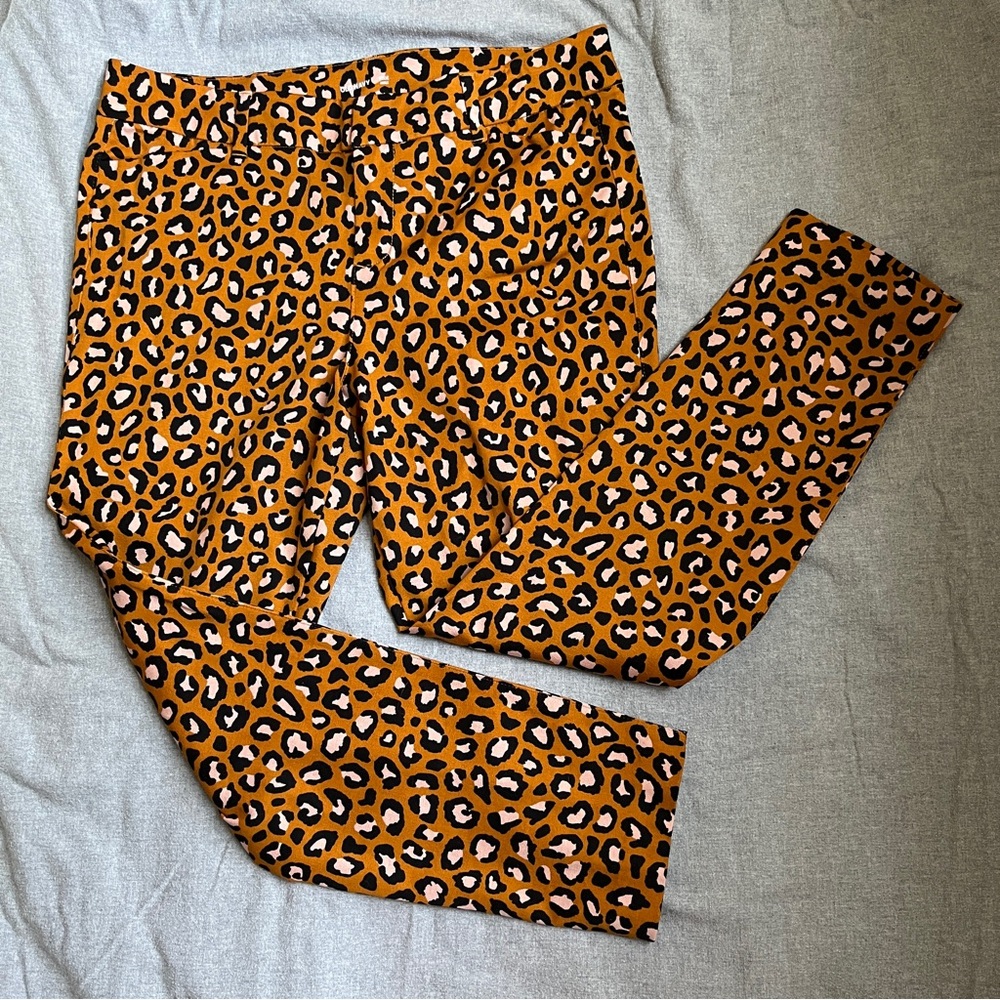 Old Navy Leopard Print Ankle Pants - Tan, Black, White - Picture 4 of 10